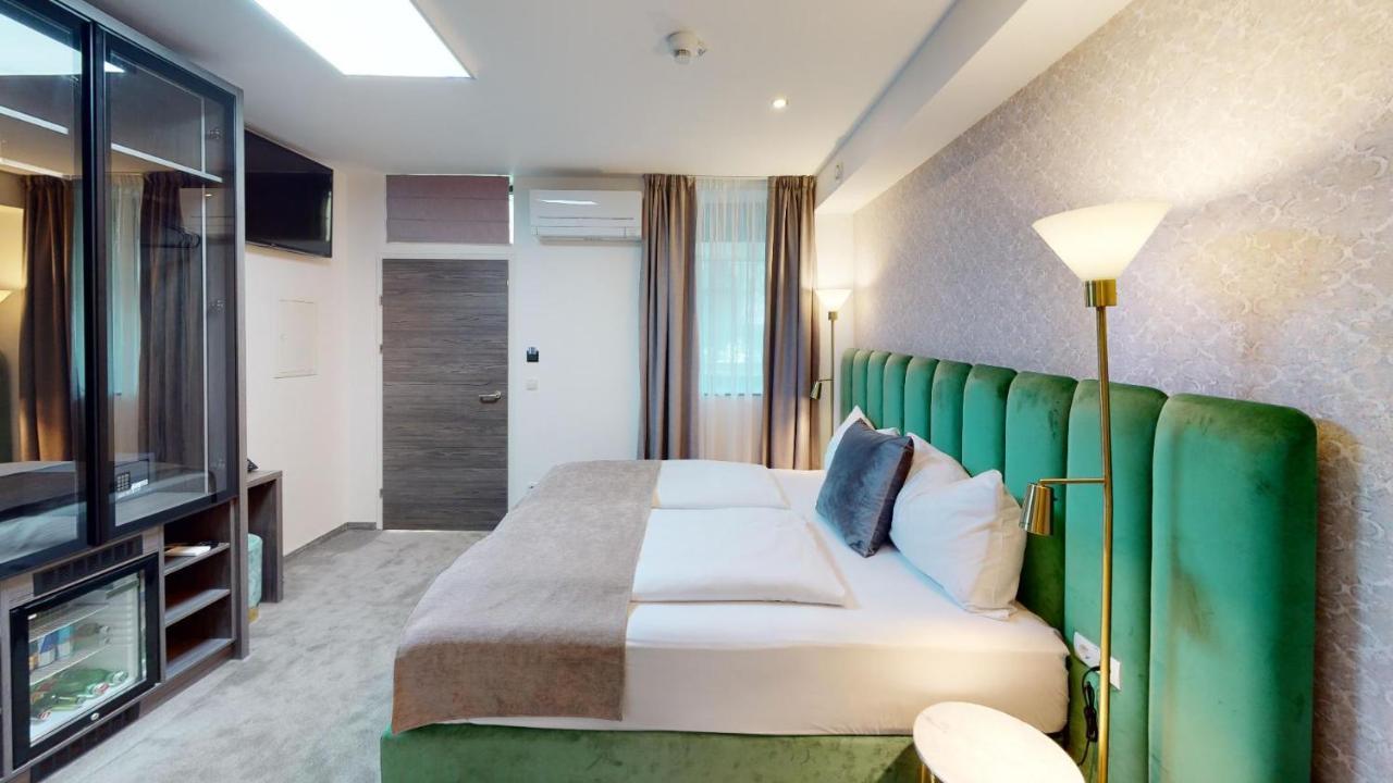 Hotel Ned *